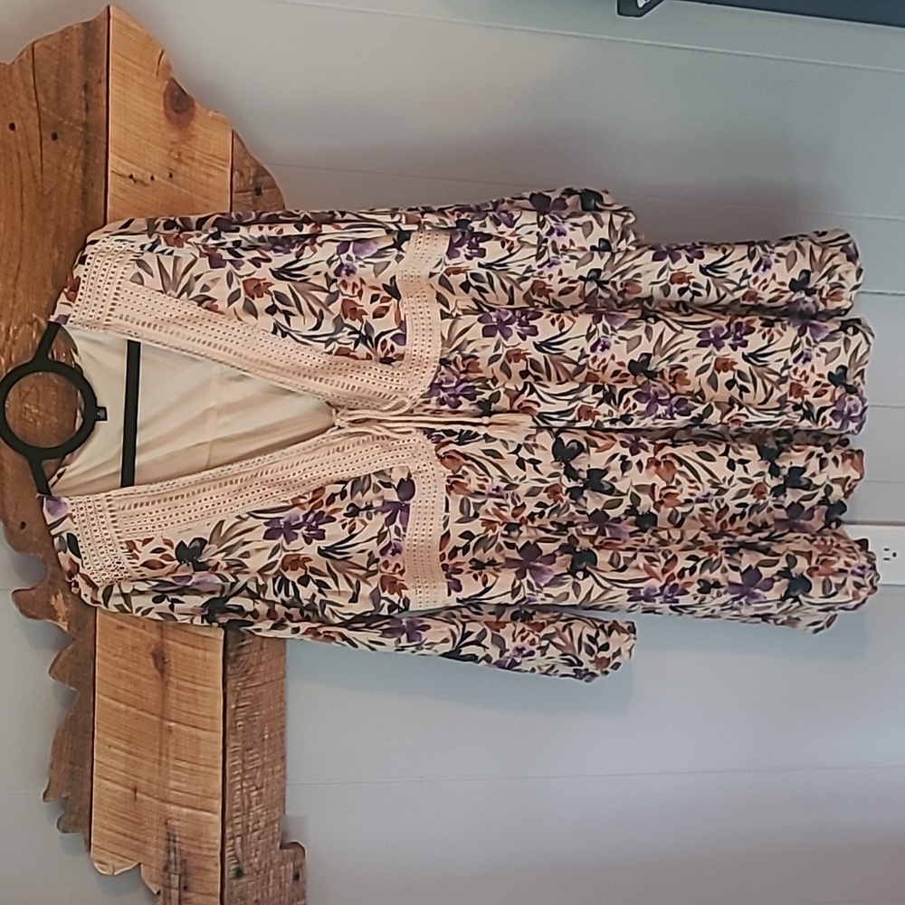 Torrid sz 3 floral print crochet dress 3X